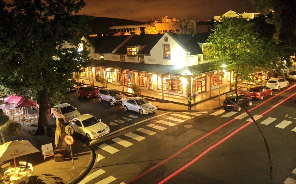 scrumpyjackson's tweet photo. 1 of my favourite things about the @StellenboschHtl is the location, so awesome being in the heart of #stellenbsoch https://t.co/fsPTFN2HSI