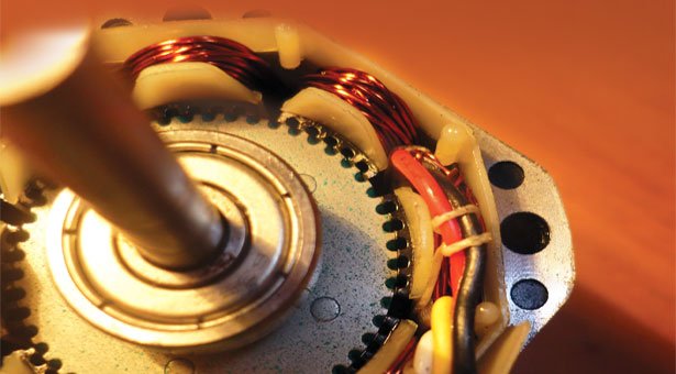 ElectricalIndia's tweet image. #GSMmodule based #steppermotor #control: ow.ly/UUGGT #motor #microcontroller #LCD #L293D