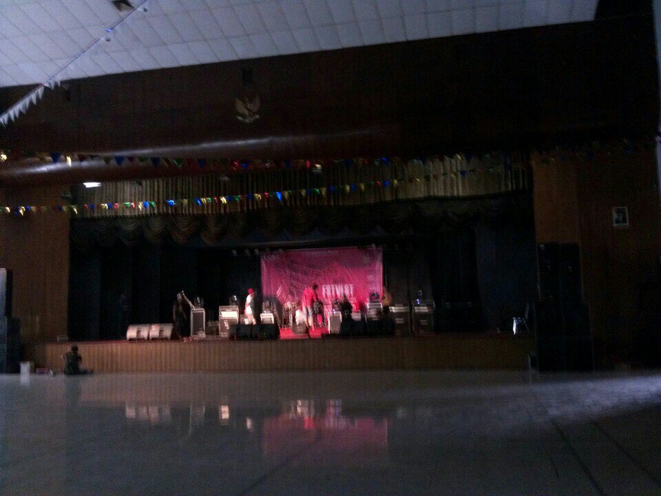 Checksound sek w/ <a href="/TMH_Raprock/">TheMinimarketHeroes</a> (@ Auditorium RRI - <a href="/rrijogja/">RRI YOGYAKARTA</a> in Yogyakarta) swarmapp.com/c/aPcmnZmbryS