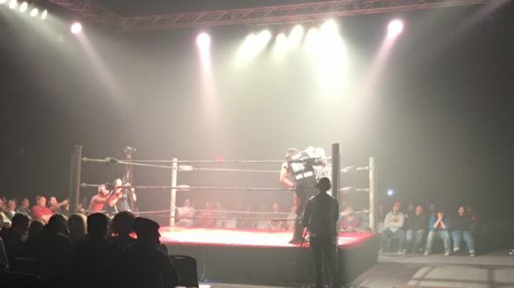DoIt2ItPromo's tweet photo. Doit2it Promotion - Great Show!! Osage Casino Event Center. Thank you fans!! https://t.co/OBRrmhNqzw