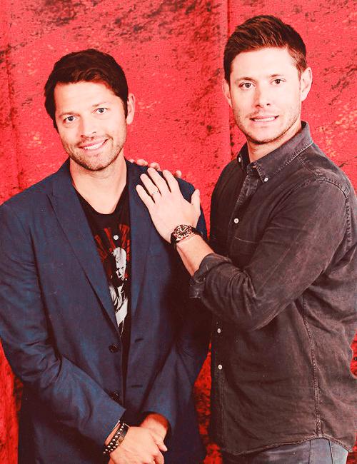 Castiel || HIATUS (@hiswaywardangel) on Twitter photo 