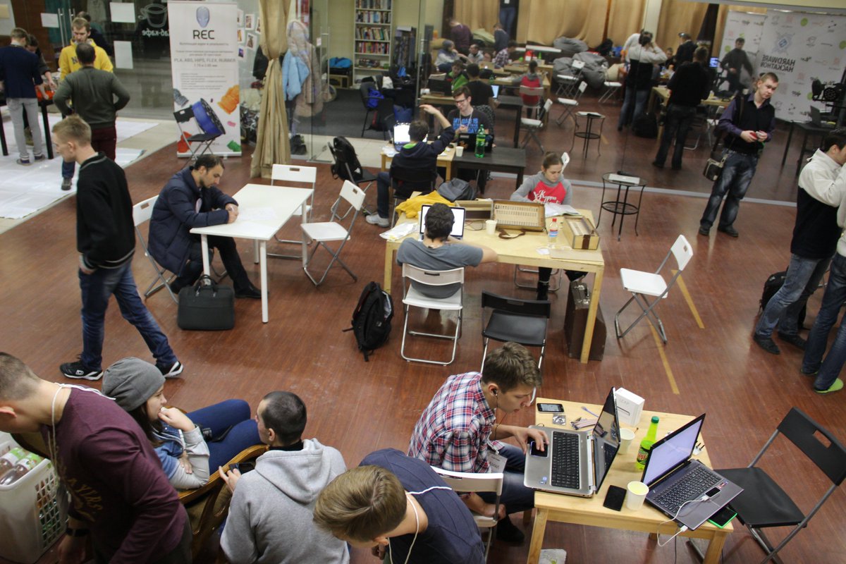 FutureLabSpace's tweet image. За основными новостями следи по хештегам в социальных сетях: #hardwarehackathon #hardathon