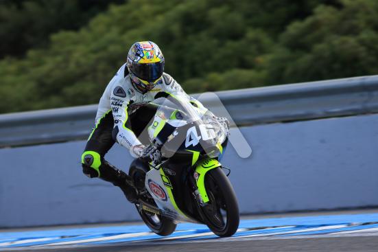 MhotosOficial's tweet photo. El FIM CEV Repsol da por concluida la temporada #FIMCEVRepsol2015 https://t.co/RXm1azjhZC https://t.co/kXzQvIOfzp