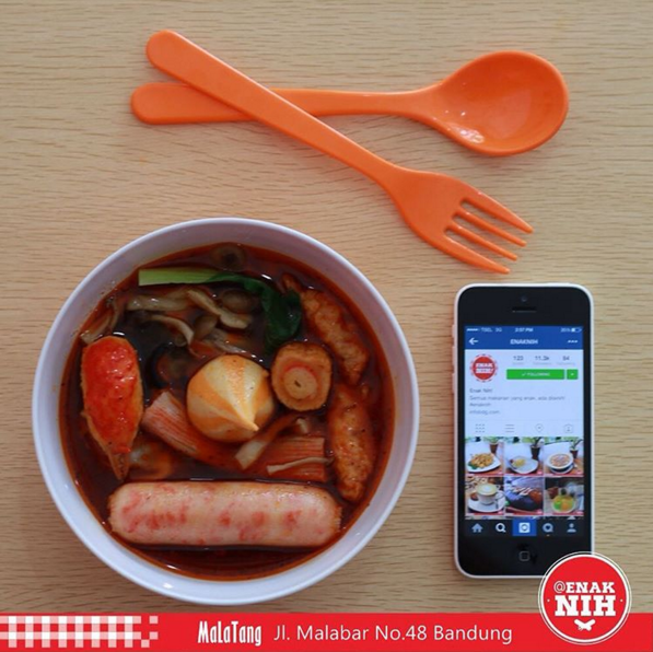 MaLaTang. Kuliner khas Sechuan yg cukup populer di Beijing &amp; Shanghai. PEDAS! Jl. Malabar 48, per4an Papandayan.