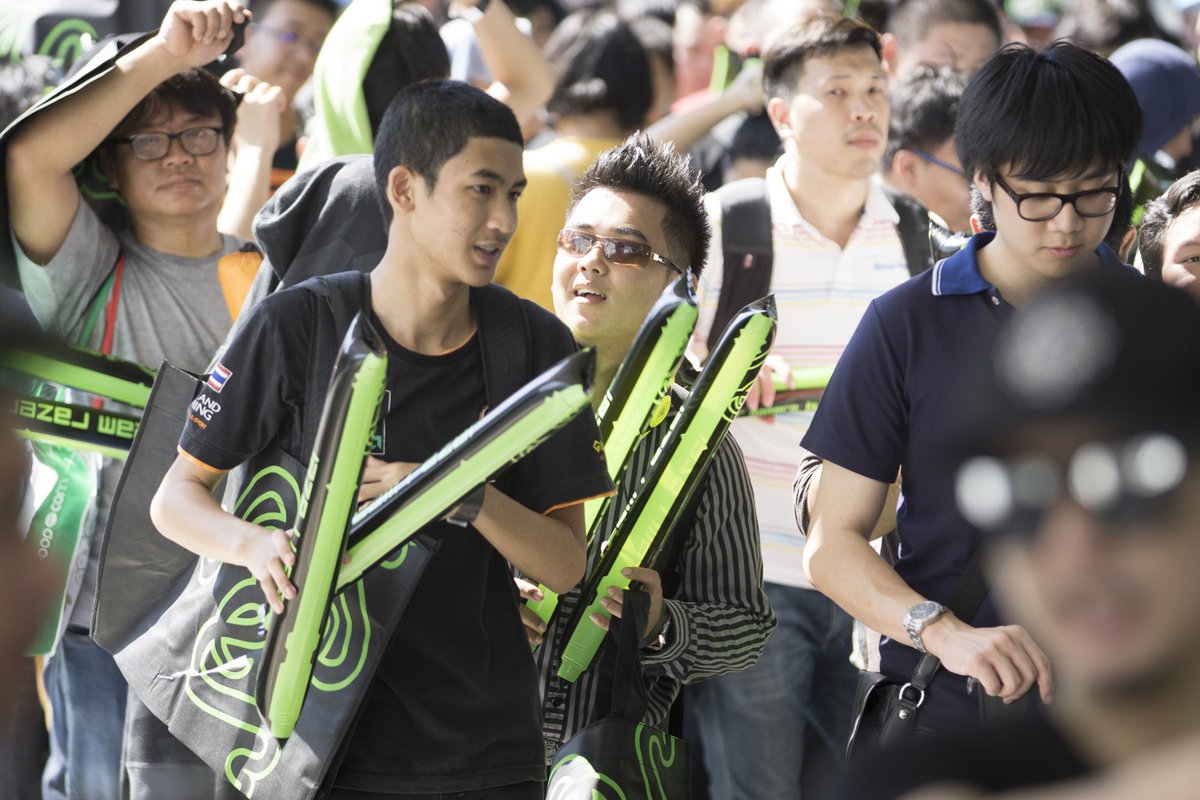 Razer's tweet photo. Awesome day to open a store. If you're in Thailand, swing by our new #RazerStoreTH Bangkok! https://t.co/VwgpzaBAft