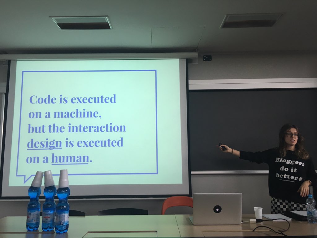 MrowcaKasia's tweet photo. 'Do the research, learn who the users are! Design for humans! @aganaplocha #ux4devs #codemotion https://t.co/Y33KgK8BJb