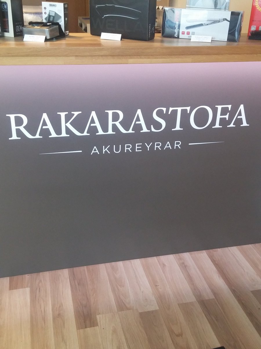 Mætt a ak city með vörur her faið þið hairbond 👊👊👊