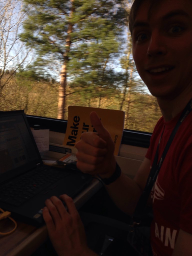 PREVOST_B's tweet image. Pour les tweetos qui voudraient participer: questionnaire sur un projet d application goo.gl/forms/CvoMd1Dg… 🚝