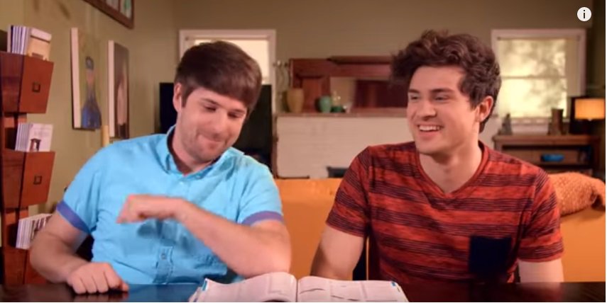 Smosh_PH's tweet photo. Who have watched #FoodBattleX already? I CAN'T STOP LAUGHING AT THIS PART. XD -y https://t.co/js9TjshSCP