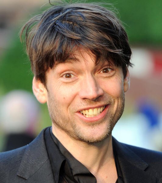 Happy birthday to ex-Lewisham resident Alex James. Now put down that bass and cheese and pop in for some brunch... 