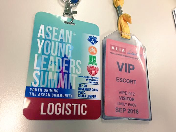 AYLS2015's tweet photo. #AYLS2015 Logistic Team @ KLIA. heroes behind the scene! Thank you so much for the hardwork! @KBSMalaysia https://t.co/ufeeDT51fR