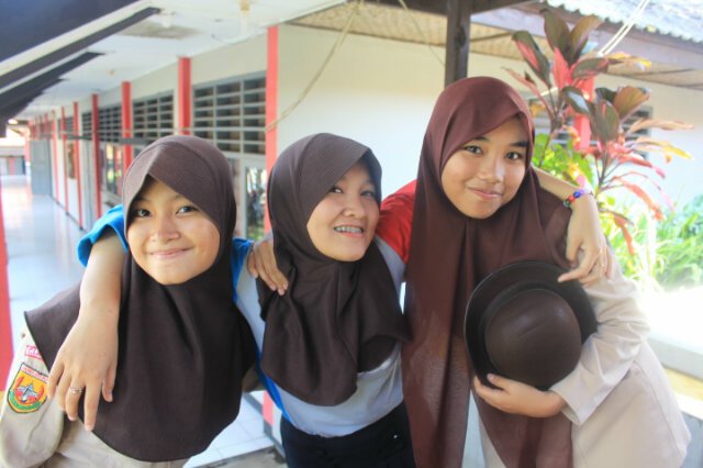 irasuwarni's tweet image. Tetoooottttttttttt uput ira ifeh -_-