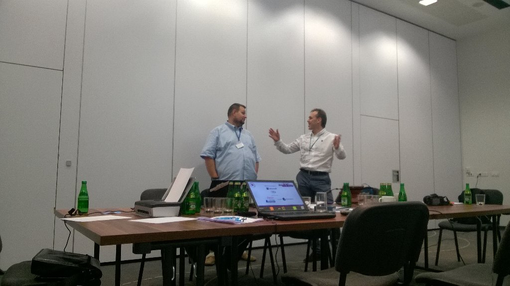 SadowskiMichal's tweet image. Już niedługo sesja dwóch #SQLMVP 
Próba generalna sesji @SQLExpert_pl oraz @lukaszgrala #sqldaylite #plssug