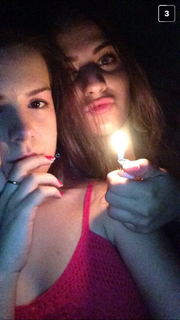 LuizaRuasT's tweet photo. Niver da mulher mais pica do mundo, te amo demais !!!! #NathBday https://t.co/mrQ9n7zxi4