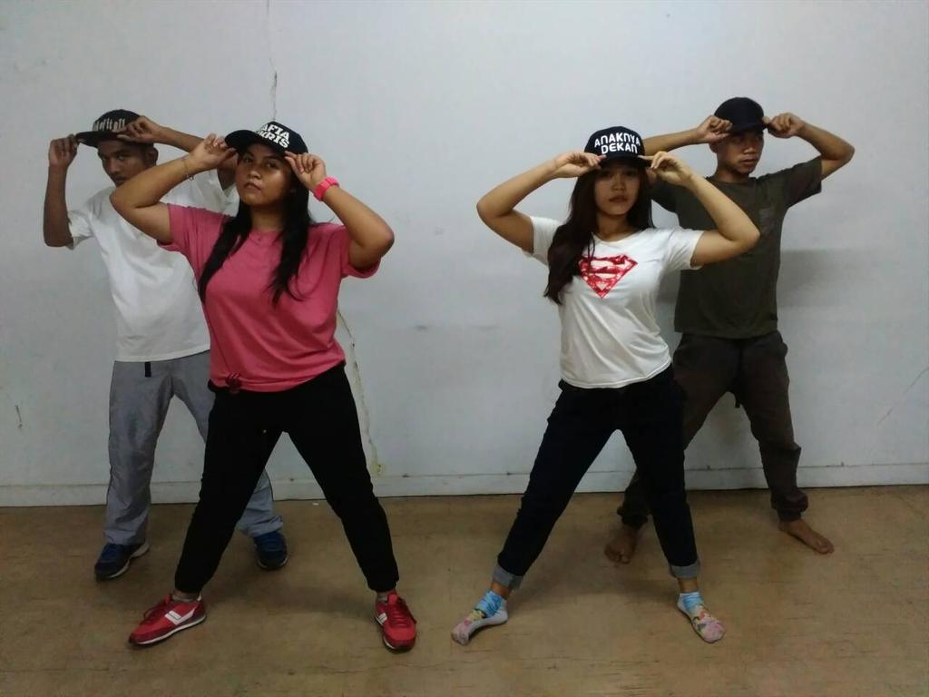 Dolly Junior tweet media