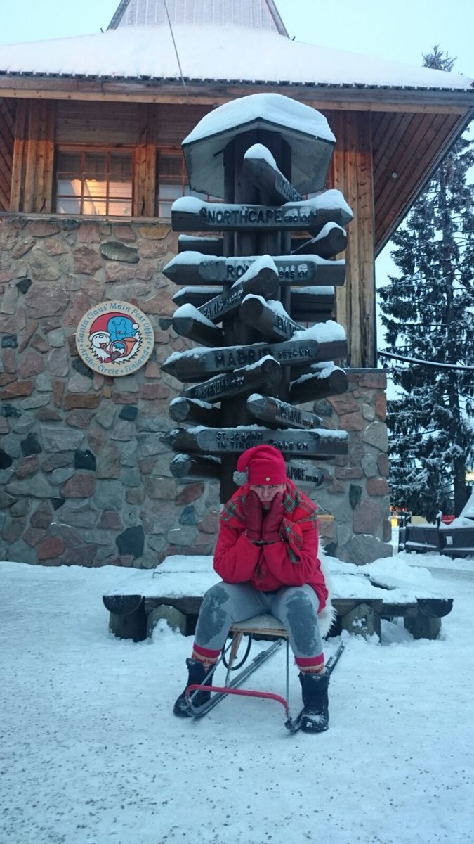 MTIElves's tweet photo. Twinkle-elf’s Christmas spirit is still quite lost. Where is it really? Somewhere near or far away? #visitrovaniemi https://t.co/Oxj1t1nCFB