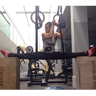 dianarjennen's tweet photo. https://t.co/VR6ekDl6dd @CarlosYordi  entrenamiento funcional y completo con anillas https://t.co/uRt6S7LRzj