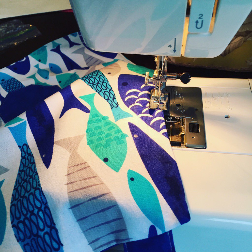 ToddleSmocks's tweet photo. Fishies swimming into town #toddlesmocks #messyisfun #maineteam #madeinmaine https://t.co/hgVFUKDxen