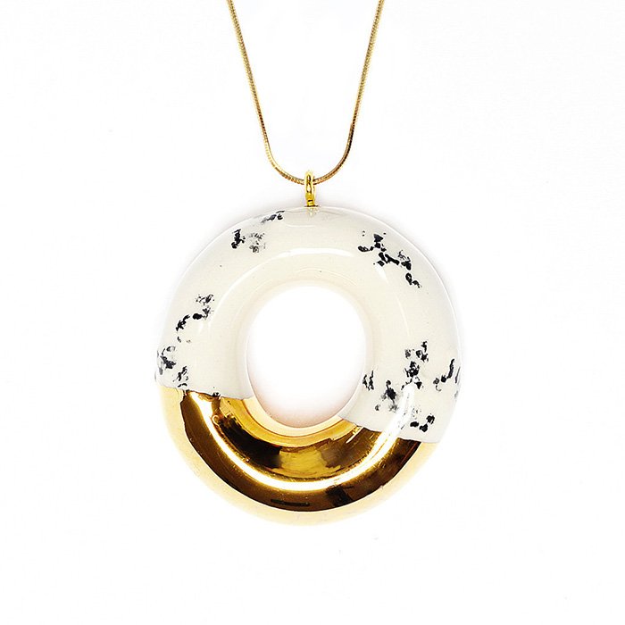 If you're looking for an unusual #christmas #gift, be sure to check out <a href="/elkinUK/">Elkin London</a> 😍 most-curious.co.uk/product/milky-…