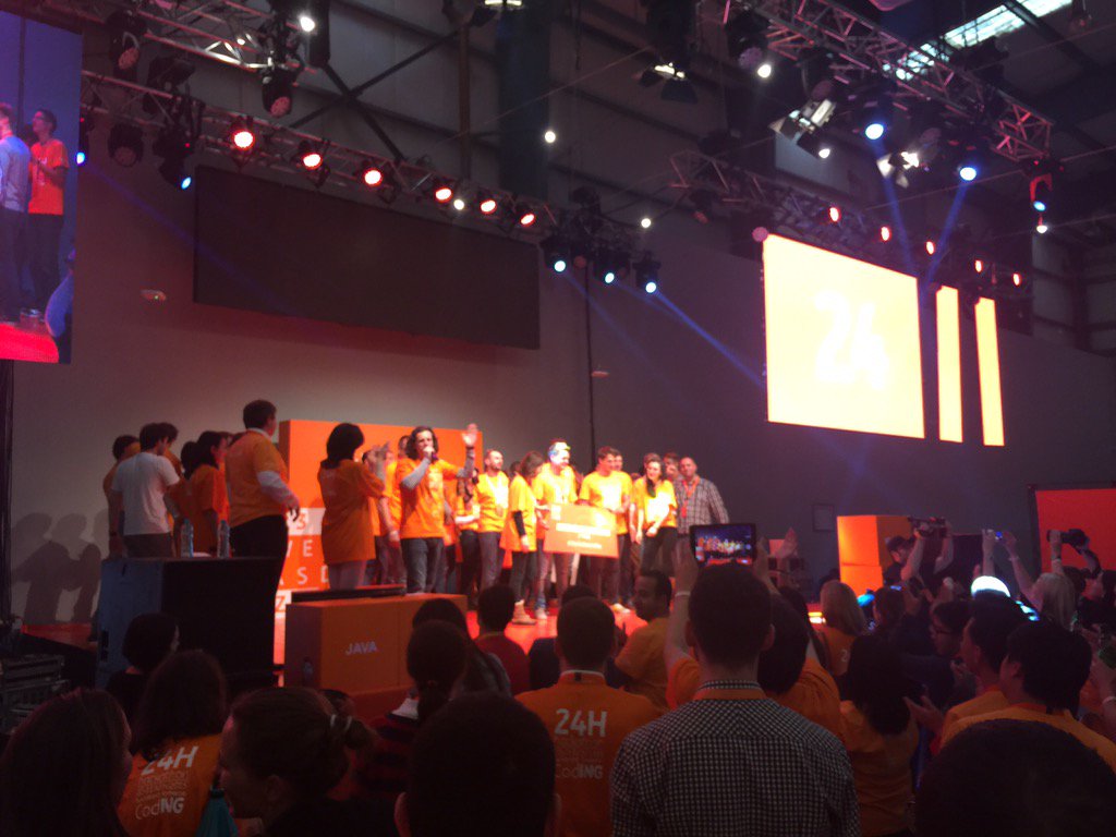 emrahbaran41's tweet image. 2015 Ing global 24Hcoding winner Paying Pass #24hcoding  congarts
