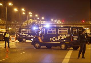 UltimateTeamFC7's tweet photo. Tenemos imágenes de los controles llevados a cabo para la seguridad del equipo y nuestra hinchada, todo controlado. https://t.co/EQRmRlAHtt