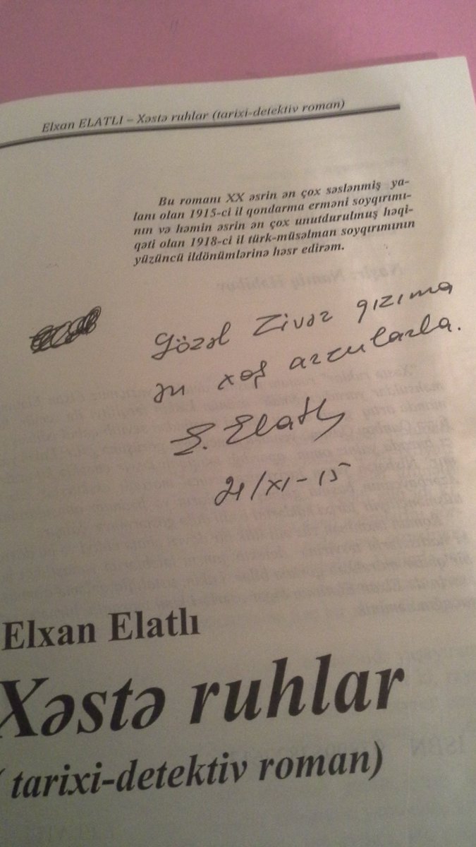 MelegiRetweet's tweet photo. #ElxanElatlı Bana yazdığı kitab😙😘😚 https://t.co/Juw12kcqmI
