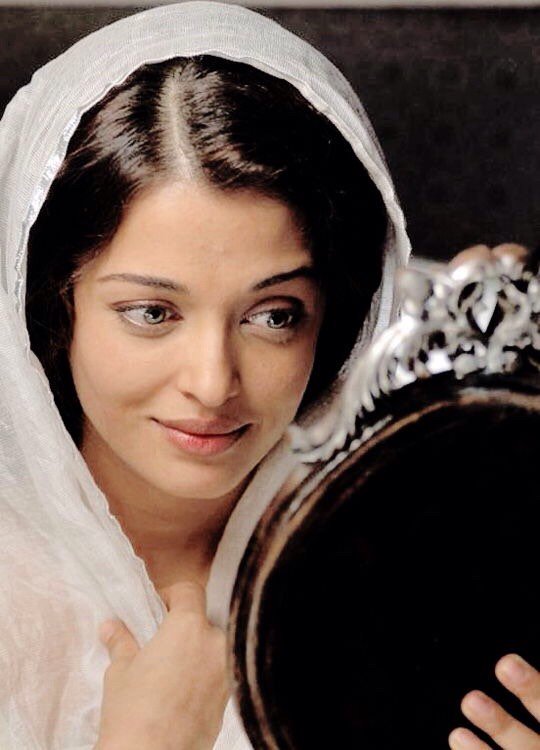Aishwaryaraibachchan Rewatched Umrao Jaan Recently Aishwarya Was Perfection She Lived The Character And Showed So Much Pain T Co Upvjhwb5wy