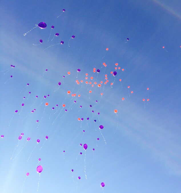 SOverbay's tweet image. Thank you for including the Overbay family in the balloon release in Michael's memory @gabesbigheart 5k #loveweekend