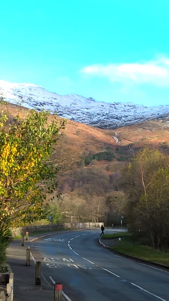 Not brave enough YET to venture up #PenyPass this morning on #NewBike Enjoyed a lovely panad <a href="/CaffiGwynant/">Caffi Gwynant</a>