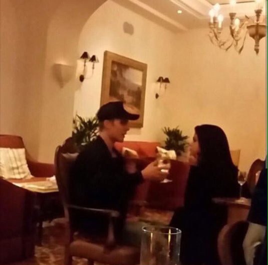 SGxMultifandom's tweet photo. "Justin and Selena" https://t.co/EYkTHGylVi