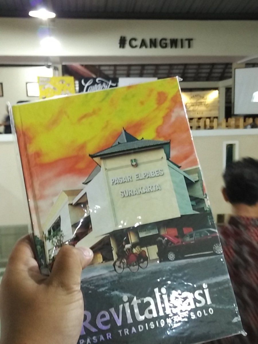 tentangSolo's tweet photo. Revitalisasi Pasar Tradisional Solo.
#Cangwit https://t.co/VcRYUV9FmW