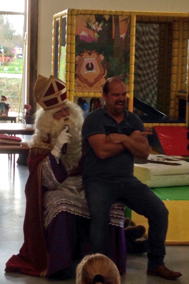 Geslaagd Sinterklaasfeest! @SintNOF <a href="/DamstraDriezum/">Koninklijke Damstra Installatiegroep</a>  #BomBi Dokkum