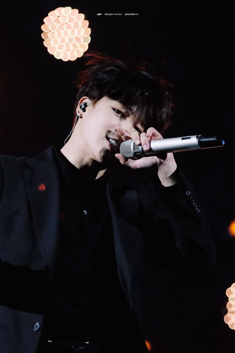 Galaxy in the lonely night. 
(cfile22.uf.tistory.com/original/2653A…)
(cfile5.uf.tistory.com/original/21405…)
#BTS #JIMIN #지민
