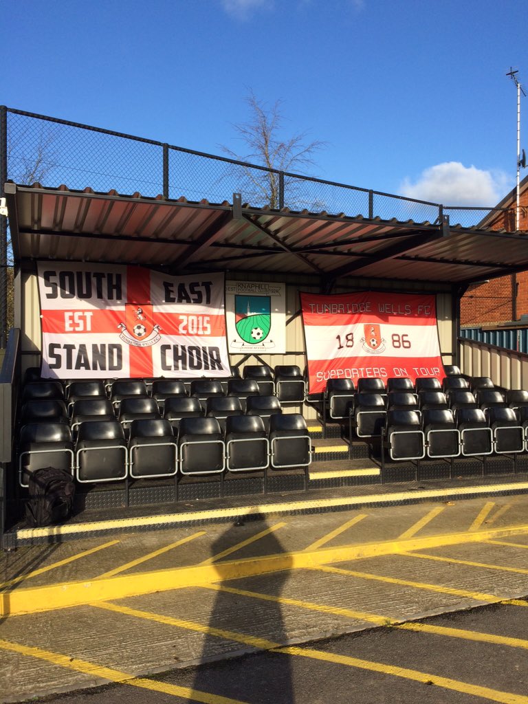 KnaphillFC's tweet photo. @TWFCsupporters have arrived! https://t.co/Sr0M0ygP9i