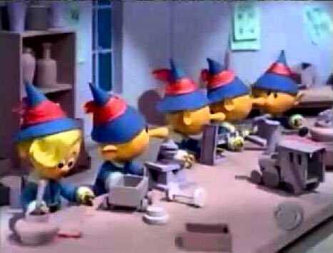 Conthescene's tweet image. @AugensteinWTOP It is entirely plausible that elves actually made our toys in the pre-Pong era. 🎅🏻🎄🎁 #AgingPunks