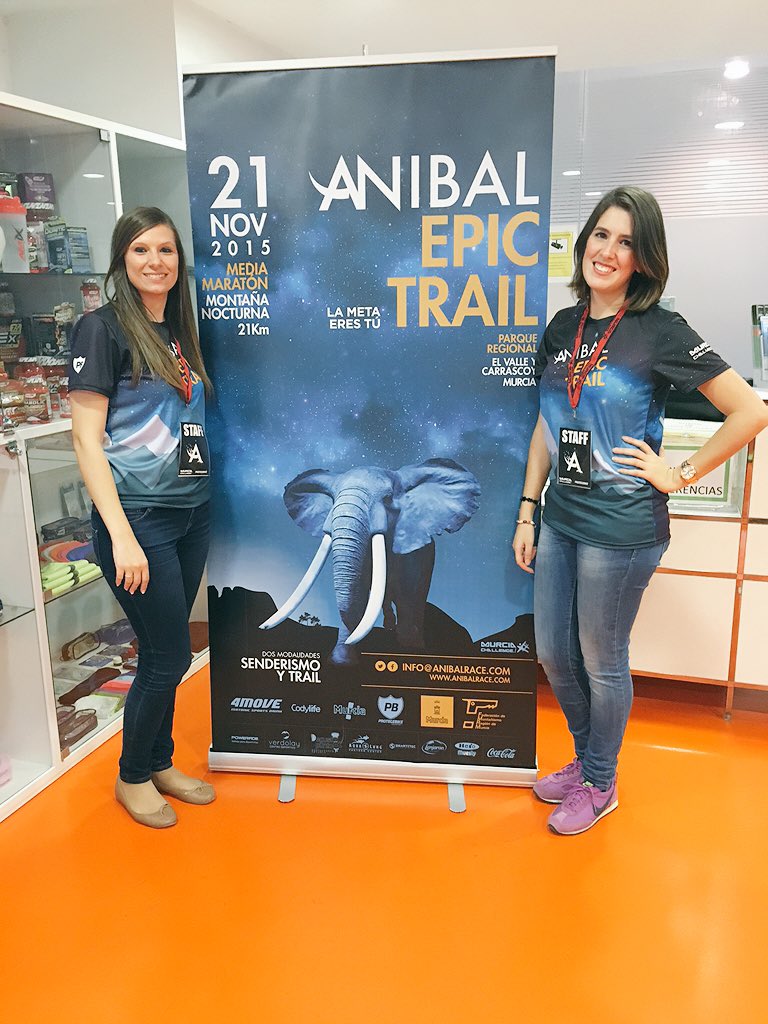isamb18's tweet photo. Voluntarias en la Aníbal Epic Trail 🏃🏽 https://t.co/DiC1bUkIj2
