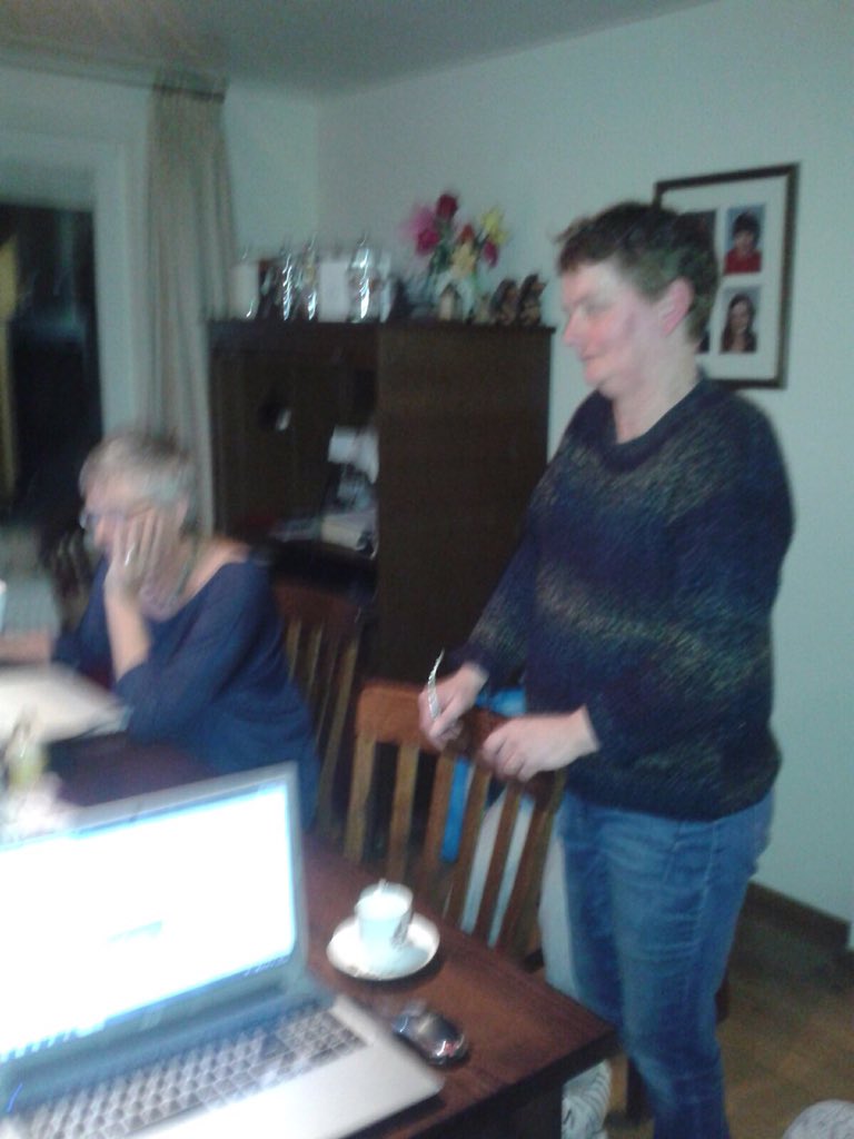 PGPDeurne's tweet photo. Ons team is druk aan de slag! #DeurneWittut https://t.co/dutCcTEbvb