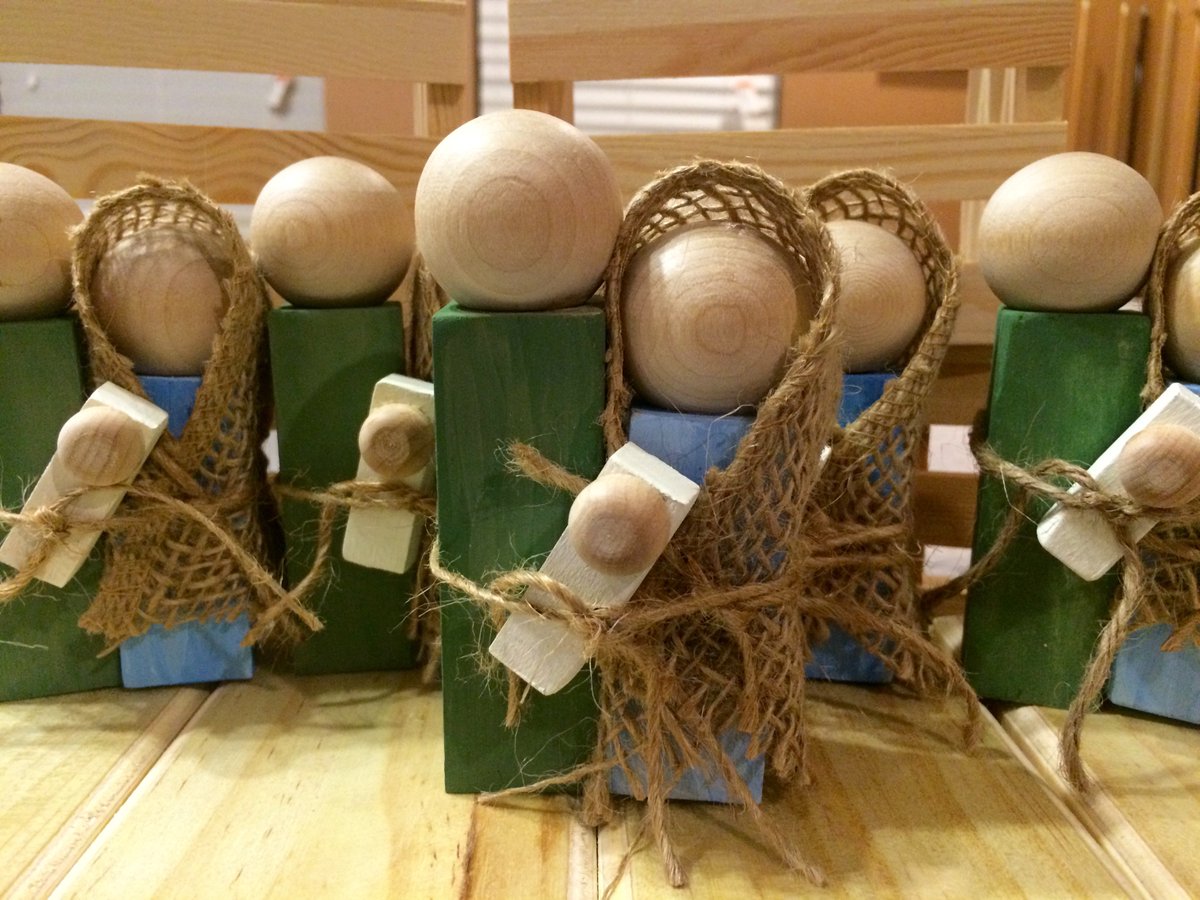BeWitched23Shop's tweet photo. Rustic Wooden Nativity Sets are turning out great! #etsymntt #Christmas #christmasgifts #handmade https://t.co/Dl8t3zb0XH