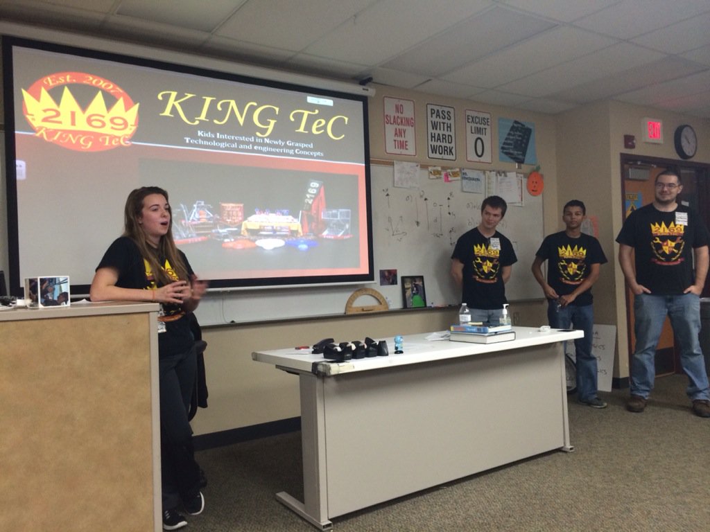 DrTStaloch's tweet photo. A fantastic morning w/ @FRC2169. Impressive students @isd719 with passion & skill in ESTEM! #kingtec @sueanngruver https://t.co/kuTJoIGBVA