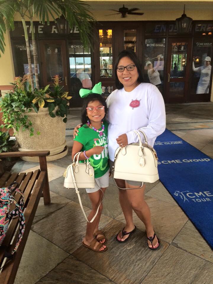 LPGAGirlsGolf's tweet photo. Spending a day on the town with mom exploring beautiful Naples, FL. #girlsday #BeansWeek #CMEGroupLPGA https://t.co/jvjN4revoT