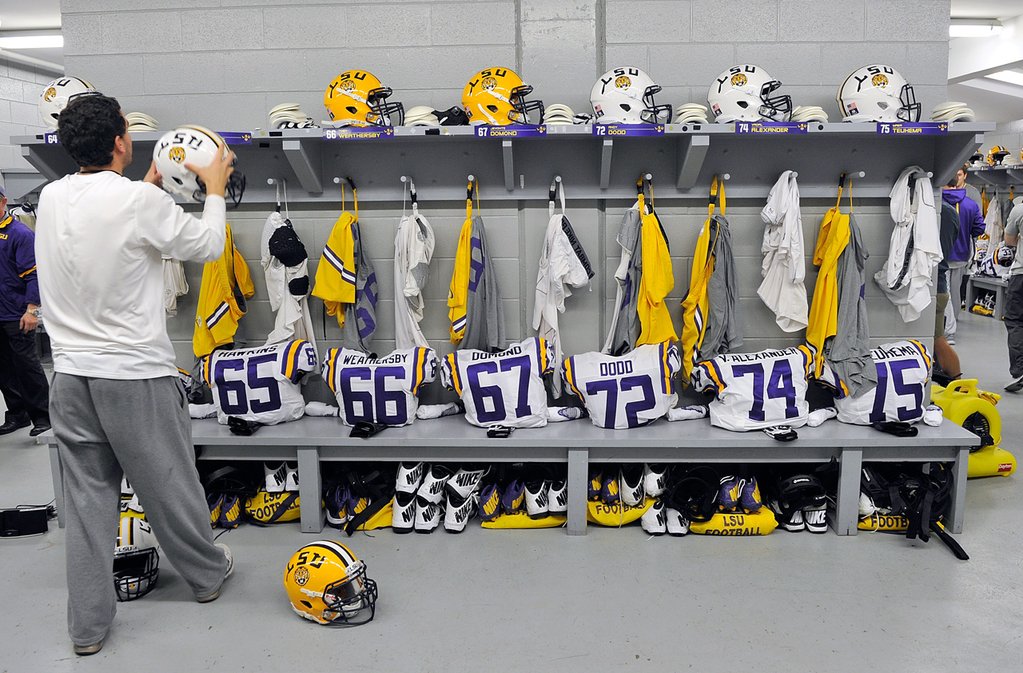 SECNetwork's tweet photo. LSU breaking out the white unis and helmets vs. Ole Miss. #LSUvsMISS

(📷: @LSUfball) https://t.co/2FeRSX8Tjv