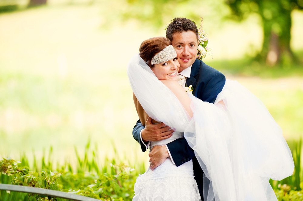 WeddingFabled's tweet photo. "I get very nervous when I have to take my wedding ring off." Jerry O'Connell https://t.co/AaG5l4aAmp