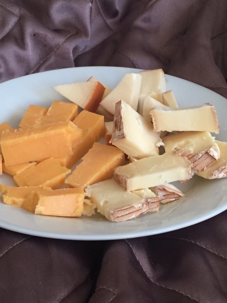 charlenesample's tweet image. Christmas films and cheese feast, perfect Saturday afternoon @matthewscheese