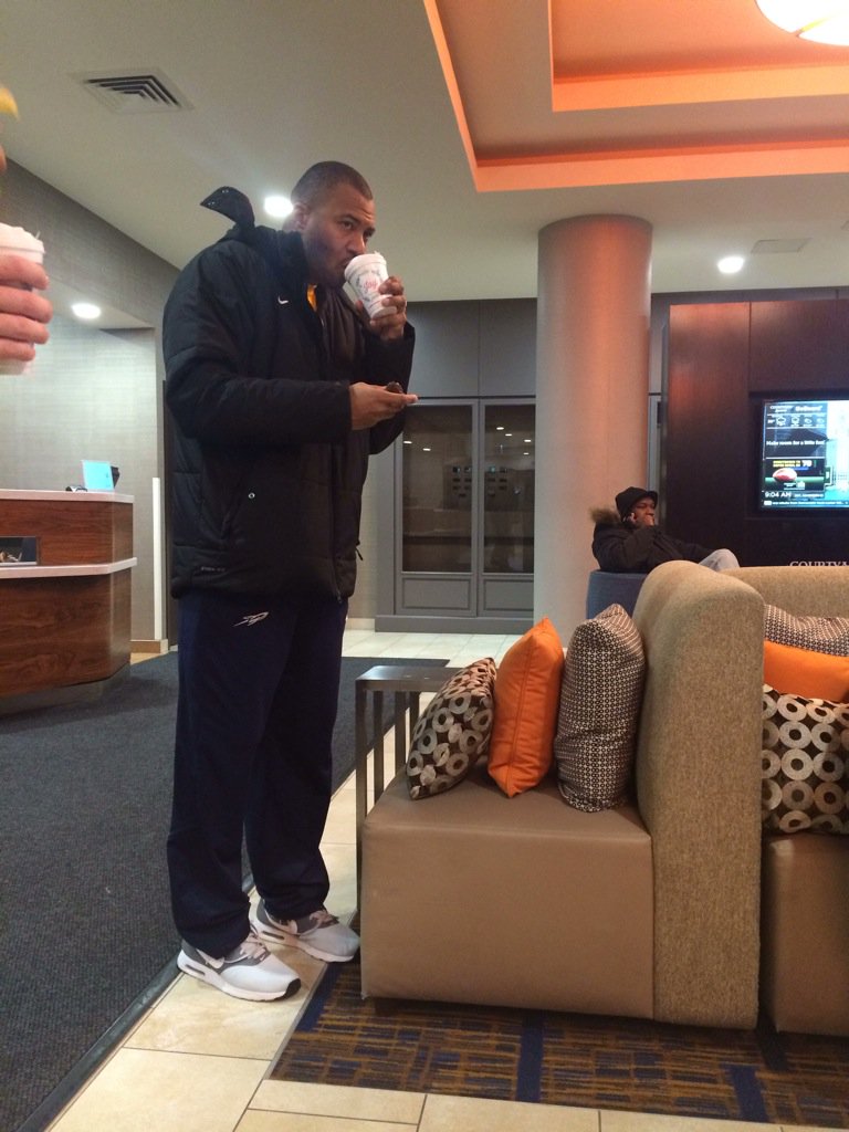 Old men drink coffee...#wakeup #gameday!