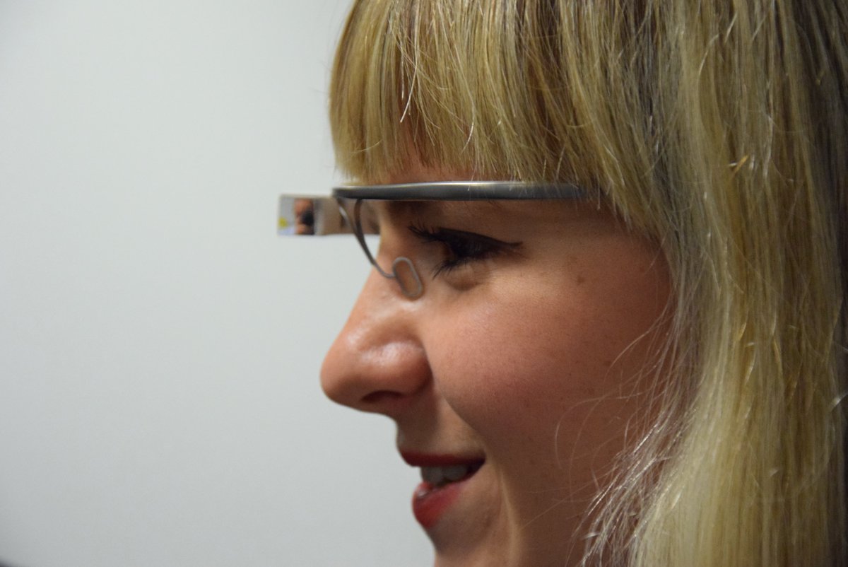 StefanoPanichi's tweet photo. Kseniia Shumelchyk @KseniiaS an Ucraine Woman Techmaker to #Codemotionmilano to speak about #beacons https://t.co/ZQ8fGpemNy