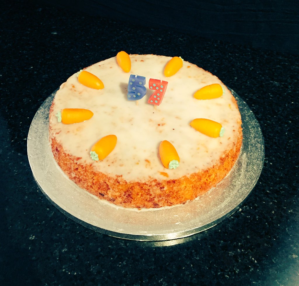 myCake_ch's tweet photo. #Aargauer #Rüeblitorte #Aargau #Karotten #Torte 
https://t.co/ISj5nxWdSy https://t.co/355nwx2Y5U