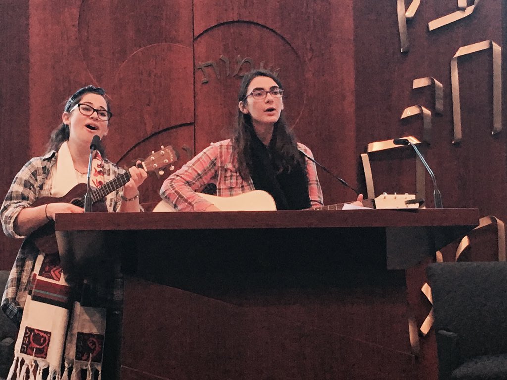 MAR_CVP's tweet photo. Our troubles are melting like lemon drops at #MARfall15 https://t.co/EstlopJIK0