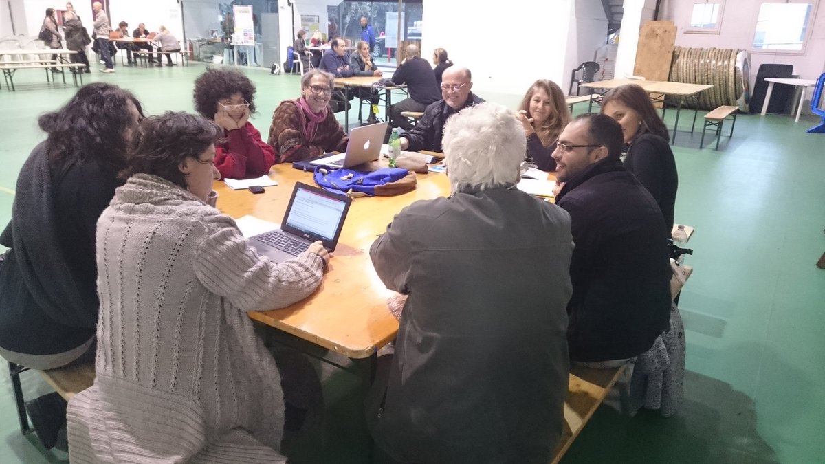 LuigiGallo15's tweet photo. Stati generali sulla scuola al tavolo di pedagogia. Cittadini a lavoro per scrivere il programma di governo https://t.co/1NL13CFZ2r
