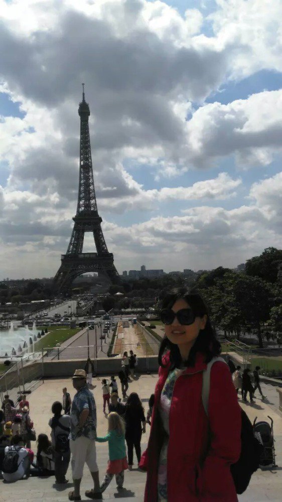 pbw99's tweet photo. Paris. https://t.co/Uye0hqpuhc