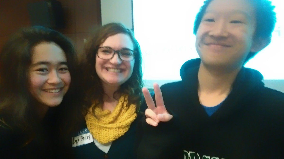 omgrobots_rt's tweet photo. RT team5338: At the Social Media Marketing 101 workshop with Sara Bailey!!! #smm101 #vafirst #omgrobots #ftwrksp11… https://t.co/xvRimIqPLe